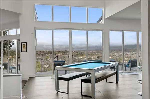 Newhall, CA 91321,23825 Terrace View Drive