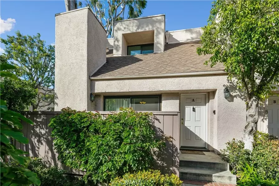 15225 Magnolia Boulevard #A, Sherman Oaks, CA 91403