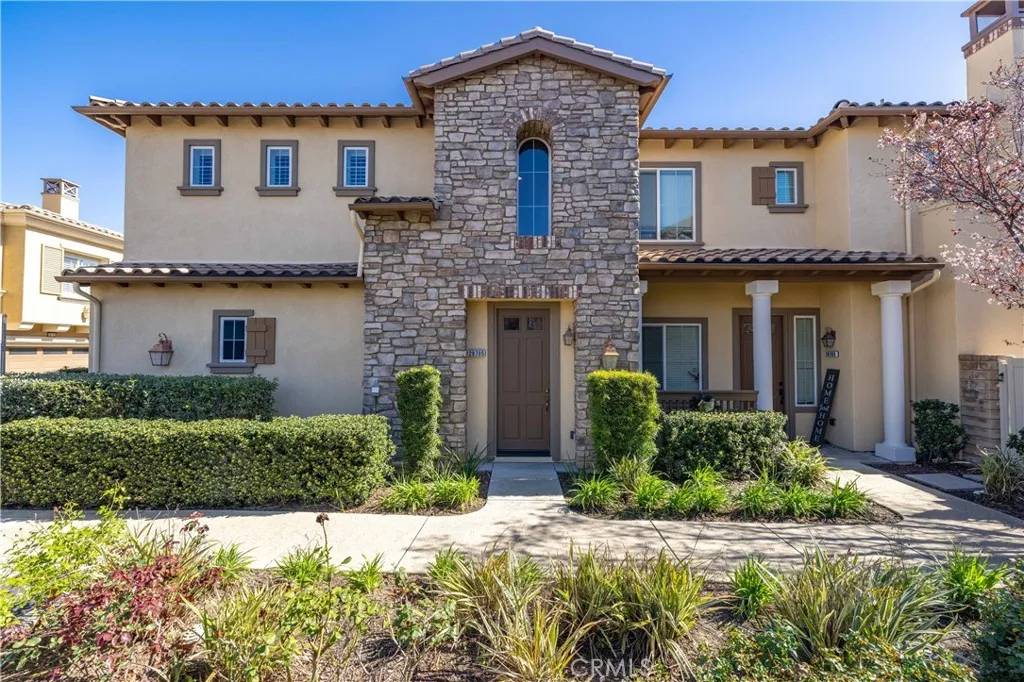 28705 Verona Drive #64, Valencia, CA 91354