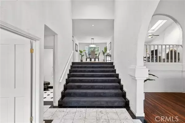 Encino, CA 91436,15604 Royal Oak Road