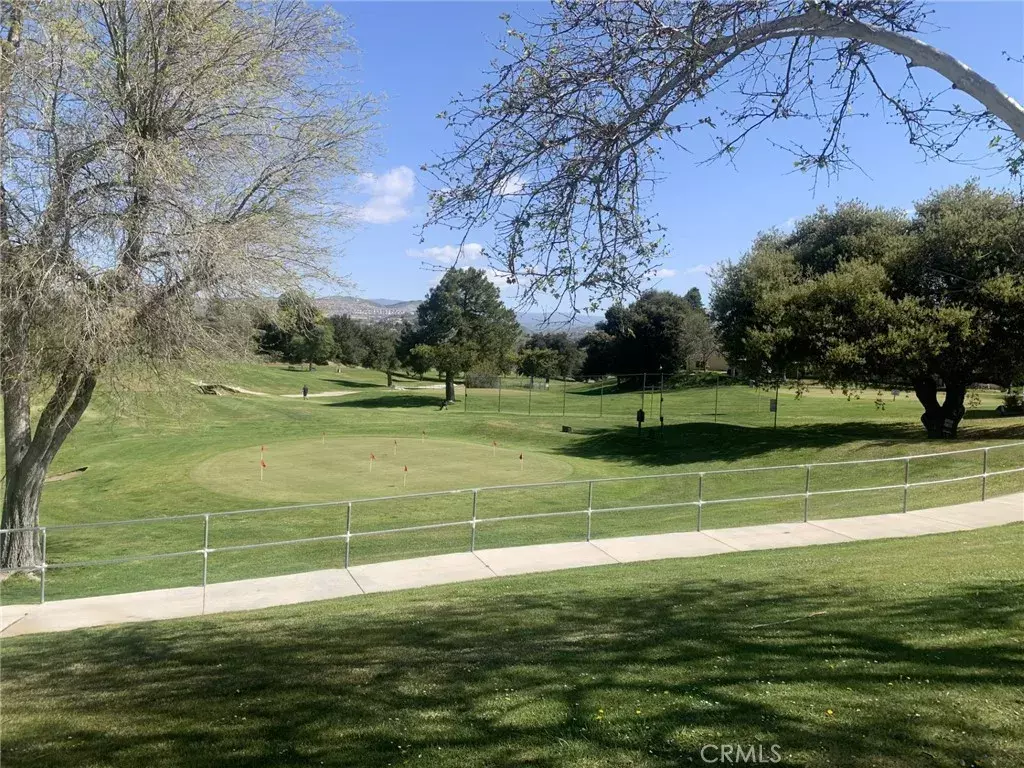 Newhall, CA 91321,26479 Oak Highland Drive