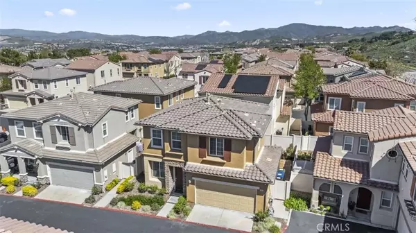 Newhall, CA 91350,26062 Redhawk Place