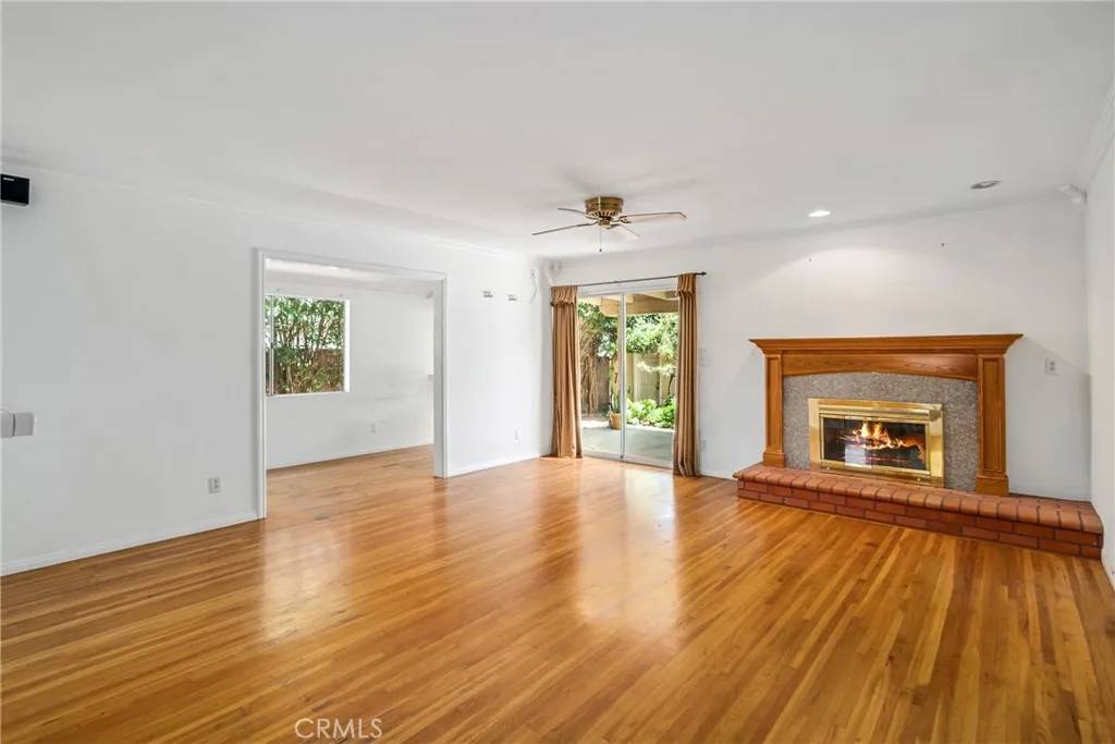 Granada Hills, CA 91344,10844 Dempsey Avenue