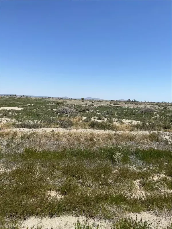 Lancaster, CA 93535,70 E Avenue I