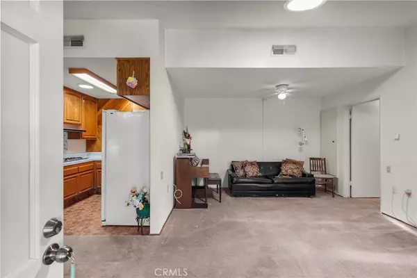 Newhall, CA 91321,26859 Avenue Of The Oaks #B