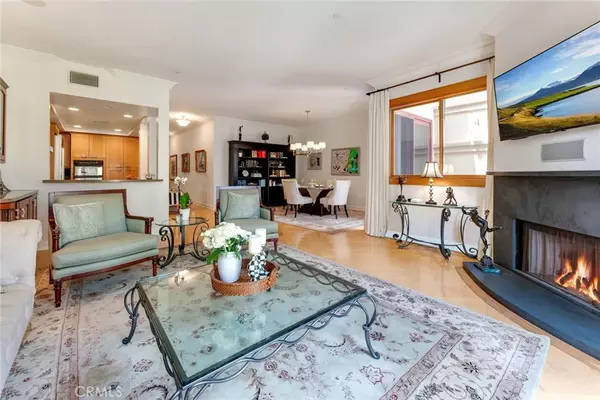 Beverly Hills, CA 90210,411 N Oakhurst Drive #409