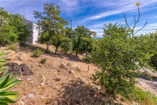 8657 VALLEY CIRCLE, West Hills, CA 91304
