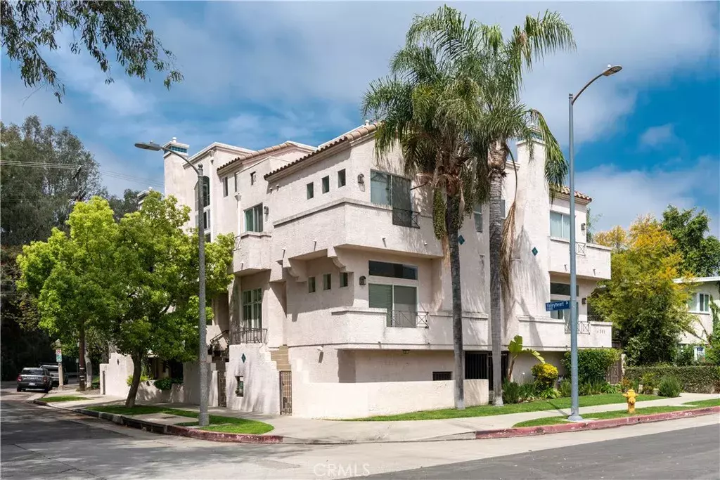 Studio City, CA 91604,4201 Radford Avenue #6