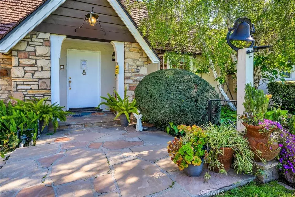 Sherwood Forest, CA 91325,17454 Parthenia Street