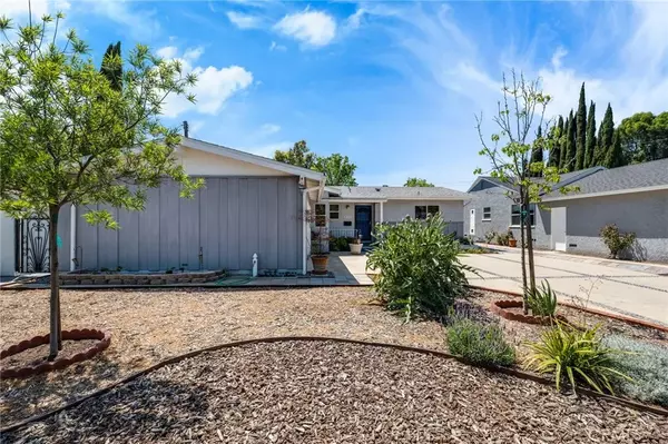 Northridge, CA 91325,8353 Chimineas Avenue