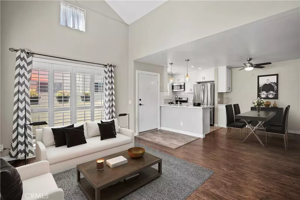 Newhall, CA 91321,24451 Leonard Tree Lane #201