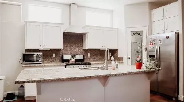 Northridge, CA 91324,6 Kensington