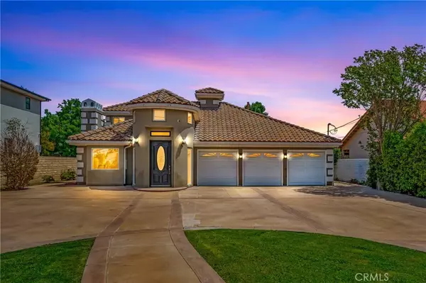 Sherwood Forest, CA 91325,8820 Encino Avenue