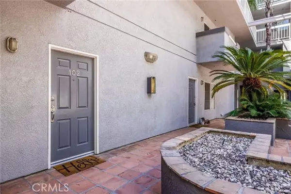 Toluca Lake, CA 91602,10925 Blix Street #102