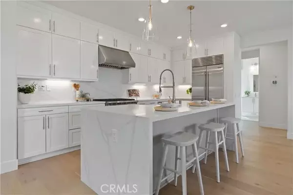 Newhall, CA 91321,20819 Pio Pico Court