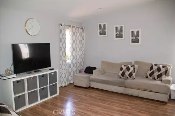 West Hills, CA 91307,22832 Cantlay Street