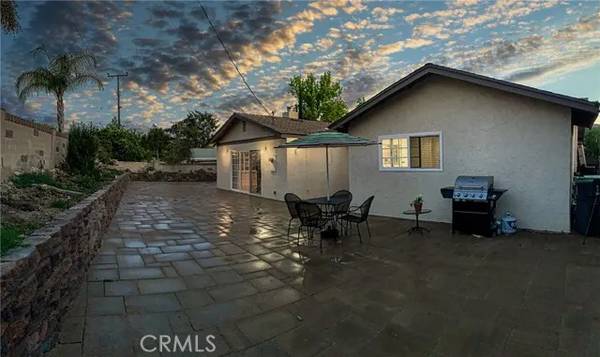 Calabasas, CA 91302,26125 Hatmor Drive