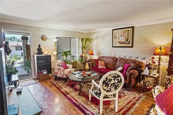 Newhall, CA 91321,26373 Oak Highland Drive #B