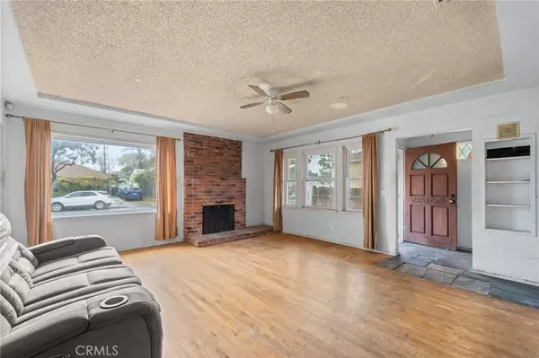 Inglewood, CA 90302,328 W Hillsdale Street