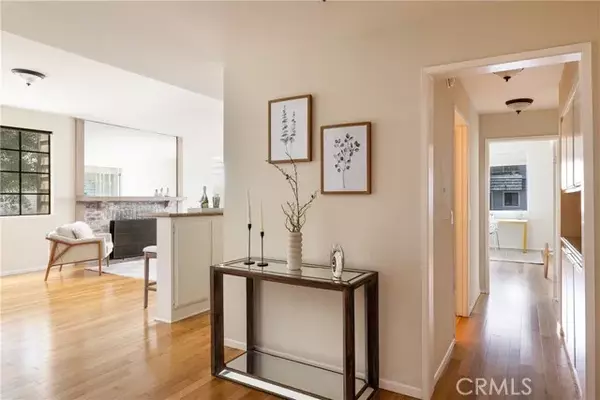 Marina Del Rey, CA 90292,306 Bora Bora Way #113