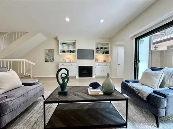 West Hollywood, CA 90048,621 N Orlando Avenue #7