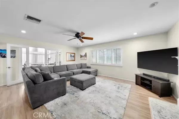 West Hills, CA 91307,6521 Debs Avenue