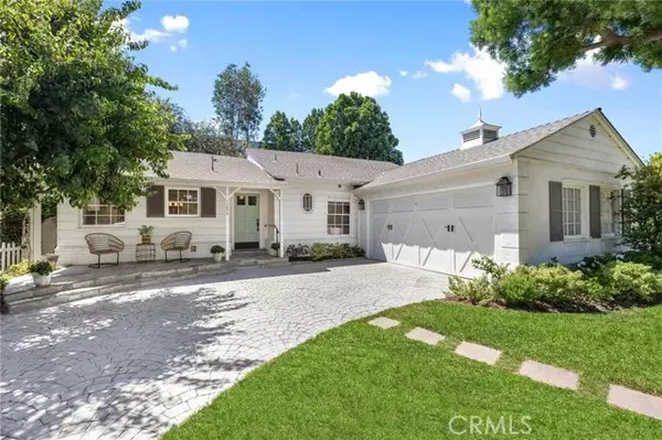 12606 Rye Street, Studio City, CA 91604