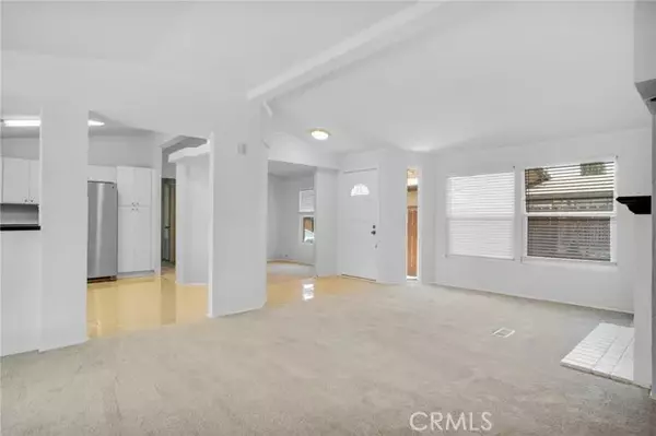 Castaic, CA 91384,31951 Emerald Lane