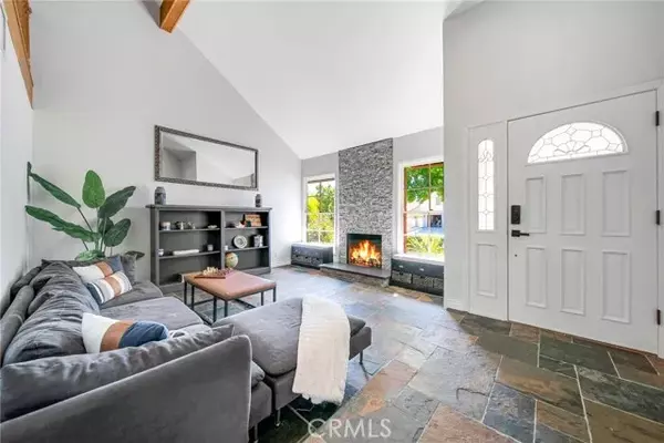 2750 Carlmont Place,  Simi Valley,  CA 93065