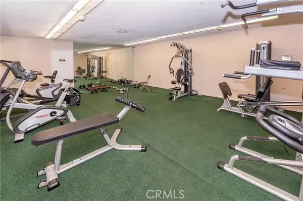 Encino, CA 91316,5460 White Oak Avenue #F206