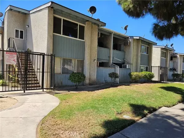 21800 Schoenborn Street #163, Canoga Park, CA 91304