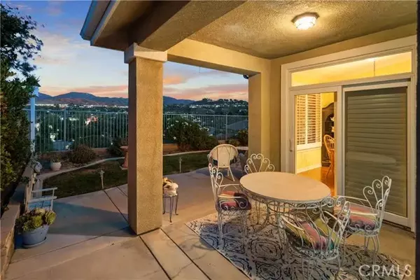 Newhall, CA 91321,19570 Eleven Court #18