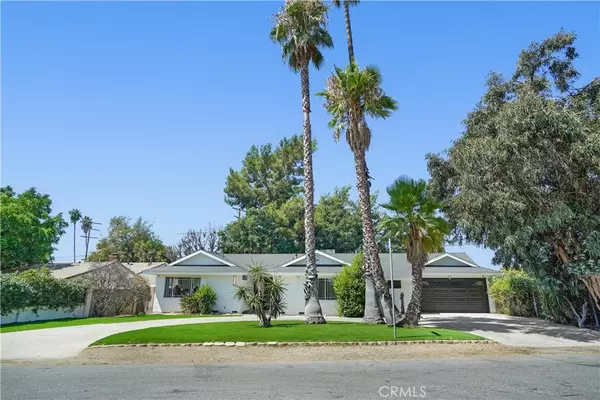 8057 Bellaire Avenue, North Hollywood, CA 91605