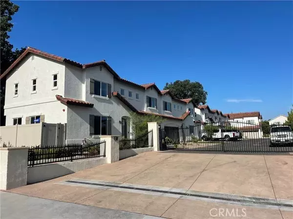 24751 Valley Street, Newhall, CA 91321