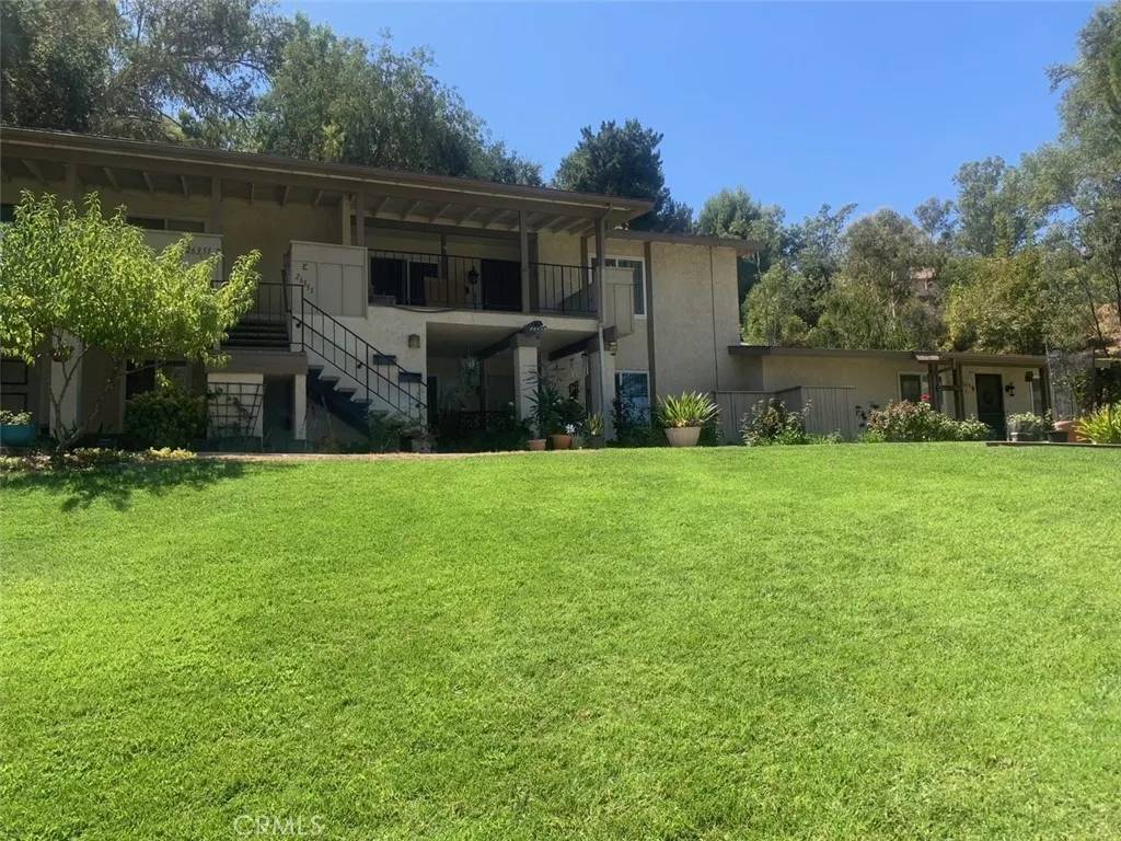 26351 Oak Plain Drive #E, Newhall, CA 91321