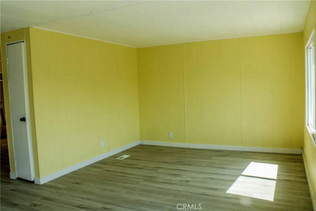 Rosamond, CA 93560,3300 15th West #254