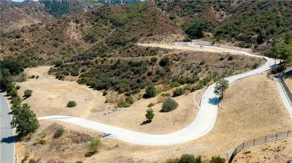 Agoura Hills, CA 91301,31700 Lobo Canyon