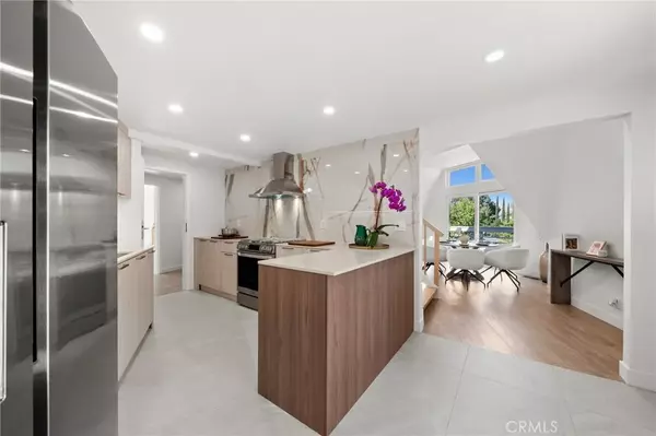 Sunland, CA 91040,9540 Wheatland Avenue