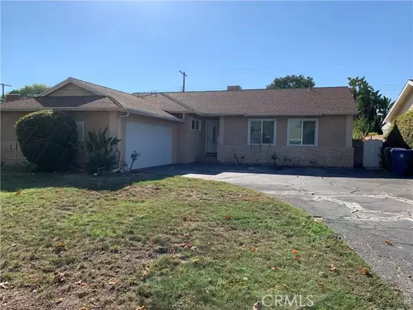 9215 Rubio Avenue, North Hills, CA 91343
