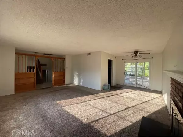 Newhall, CA 91321,26434 Fairgate Avenue