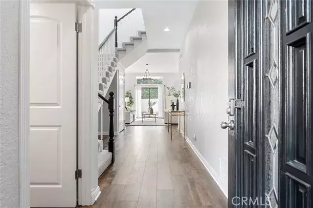 29621 Windsong Lane, Agoura Hills, CA 91301