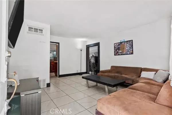 Panorama City, CA 91402,8729 Murietta Avenue