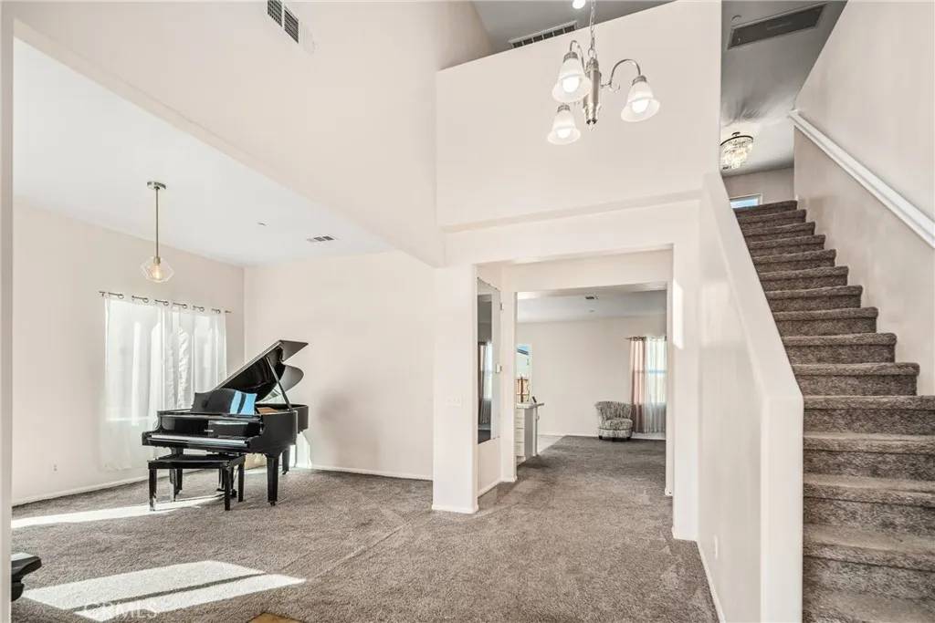 Rosamond, CA 93560,2842 La Calle Audaz Avenue