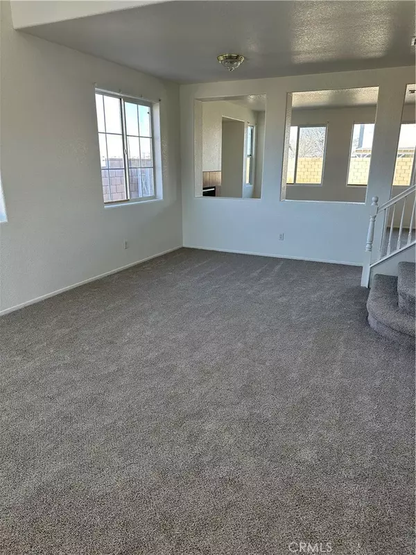 Lancaster, CA 93535,2301 E Newgrove Street