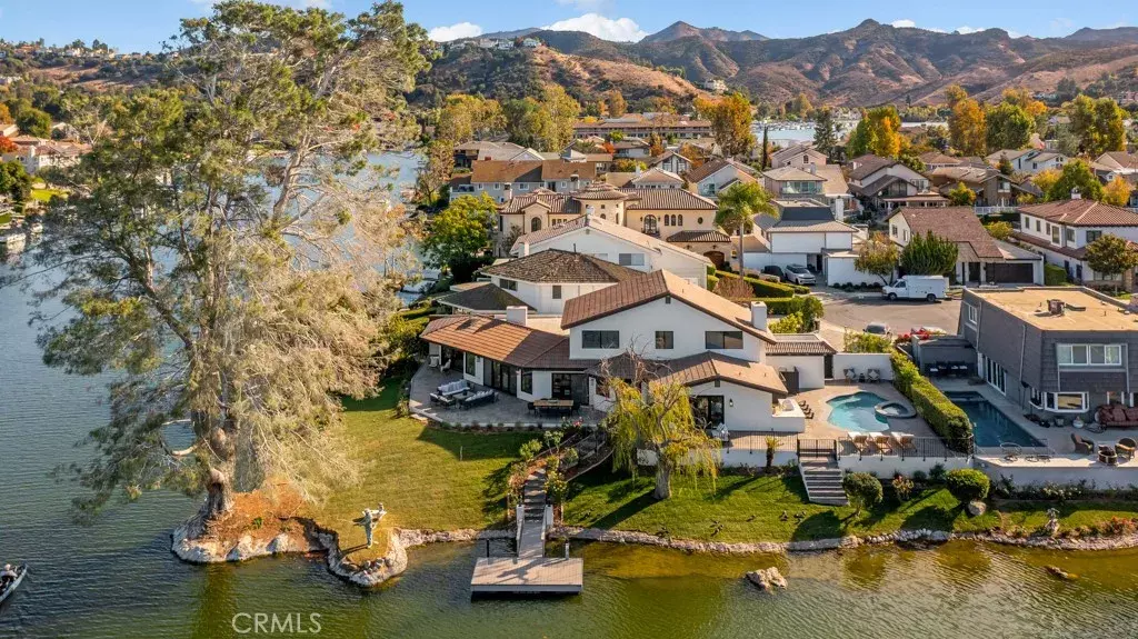 Westlake Village, CA 91361,4059 Mariner Circle