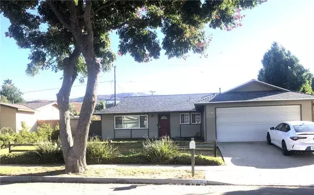 2206 Stinson Street, Simi Valley, CA 93065