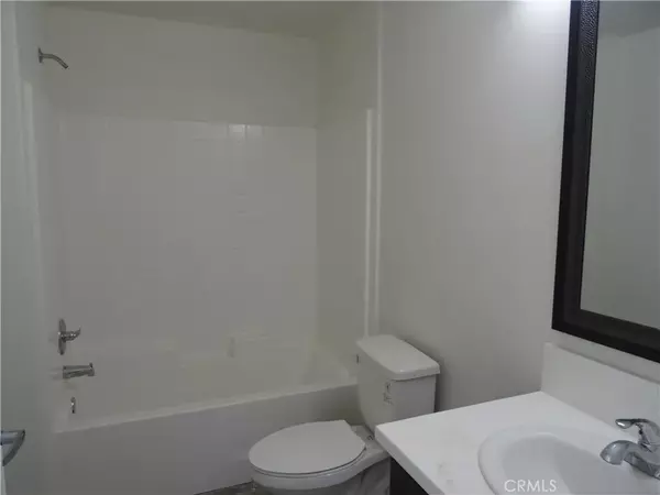 Van Nuys, CA 91401,14400 Friar Street #207