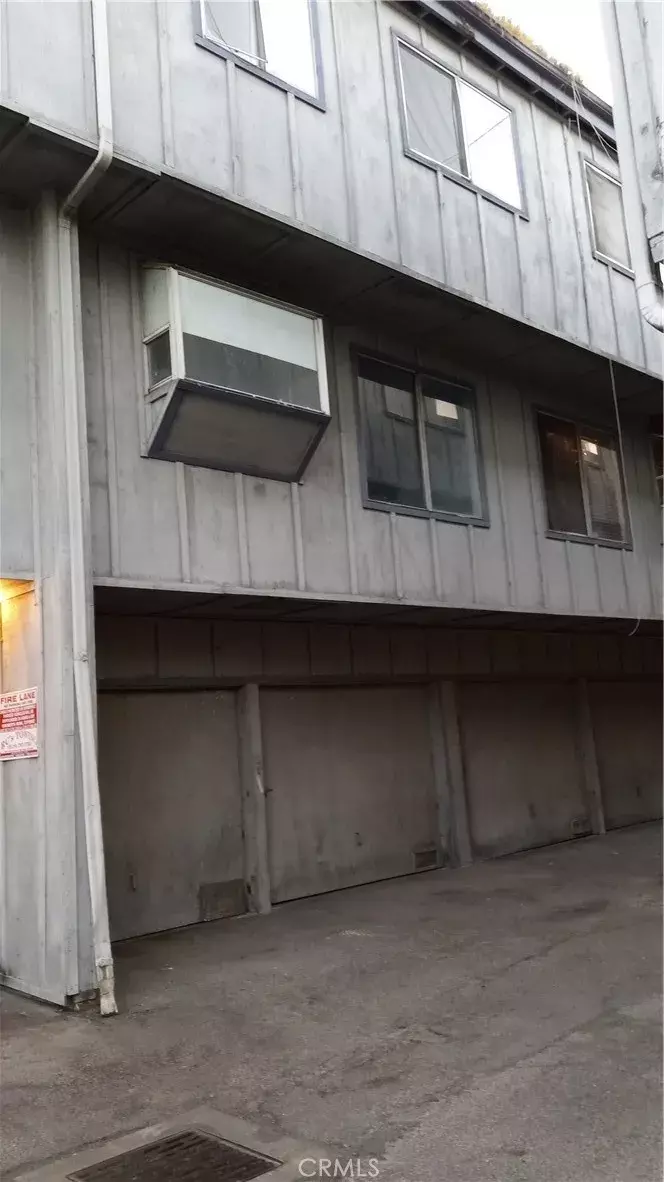 Panorama City, CA 91402,9332 Van Nuys Boulevard #59