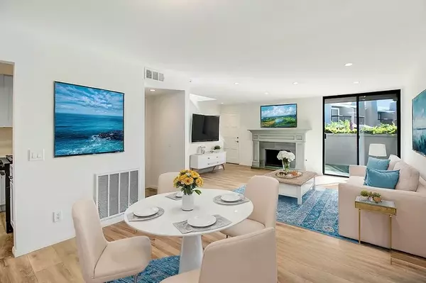 West Hills, CA 91307,23545 Victory Boulevard #24