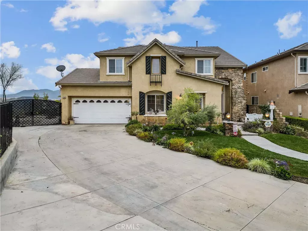 Saugus, CA 91390,22006 Lytle Court